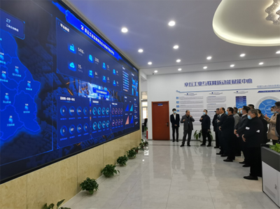 對(duì)標(biāo)先進(jìn)學(xué)經(jīng)驗(yàn) 觀摩交流促提升——區(qū)工信局組織開展納稅百強(qiáng)工業(yè)企業(yè)觀摩交流活動(dòng)